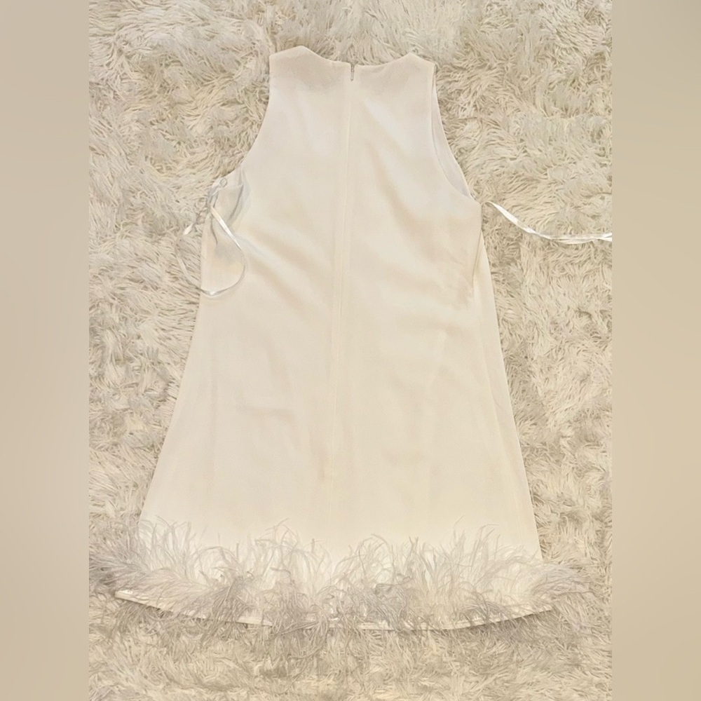 NEW Mac Duggal Feather Hem High Neck A-Line White Sleeveless mini Dress SZ 8 - Picture 6 of 7